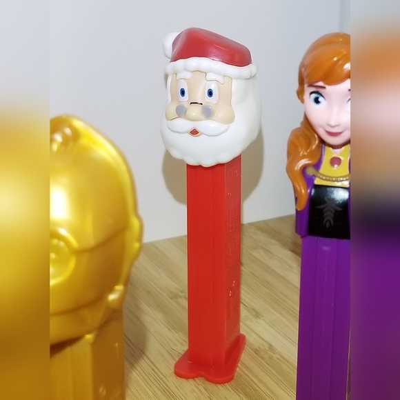 Lot of six Pez dispensers - Picture 2 of 9